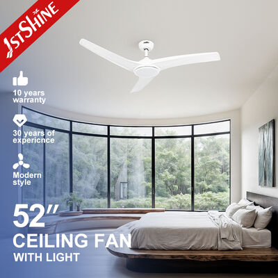 Bom preço Ventilador de Teto de Plástico com Controle Remoto de 52 Polegadas com 6 Velocidades e Motor DC Silencioso com Luz LED Dimerizável on-line