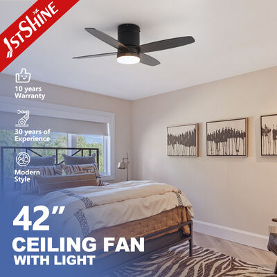 Bom preço Luz de ventilador de teto de 52 polegadas com motor de corrente contínua e lâminas de MDF para sala de estar interior on-line