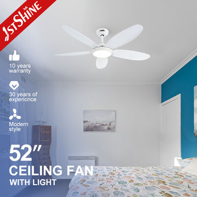Bom preço Ventilador de teto moderno de 52 polegadas com luz LED e motor DC silencioso On-line
