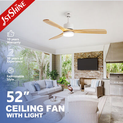 Bom preço Ventilador de teto decorativo de 52 polegadas com pás de madeira maciça e motor DC de baixo consumo de energia On-line